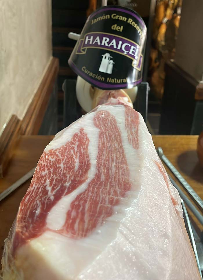 Mesón Haraiçel jamón artesanal